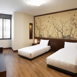 Hotel Ibis Ambassador Myeongdong ***